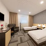 Bnc Hotel - Restaurant - Bowling