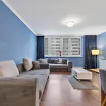 Tomato Apartment - With Free Parking