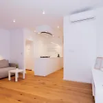 Minimalist Scandi Stay - Cozy & Stylish