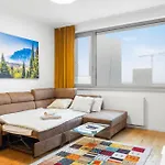 Skypark, Luxusny Apartman S Parkovanim Vo Vyske