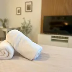 Nook I Airport Apartments