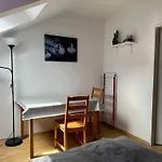 B Private Room In City Center In Bratislava