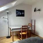 B Private Room In City Center In Bratislava