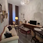 Csaky Palace 111