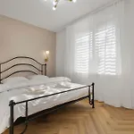 Elegant 1Br Apt With Ac