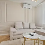 Elegant 1Br Apt With Ac