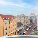 Natural-Style Apartment In The Centre Of Bratislava