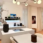Moderny Apartman V Centre Bratislavy