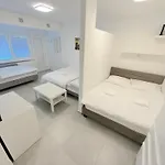Krasny Byt - Perfektny Apartman V Novom Meste