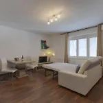 Lovely Cozy Apartment