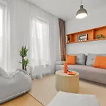 Lam Orange Ac - Balcony
