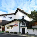 Panoramic Castle Suite With Free Private Parking