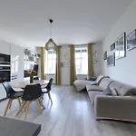 Lovely 2-Bedroom Apartment In Centre Of Bratislava