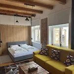 Moderny Apartman V Starom Meste Bratislava