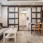 Elisabeth Apartments By Pyramid