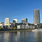 Elite River View