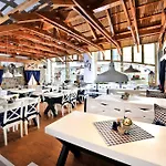 Aplend City Laurinska 11