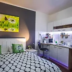 Studio Apartment Petrzalka Air-Conditioned 24H Check-In