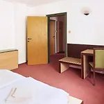 Hotel Echo