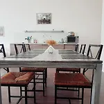Apartment Breeze