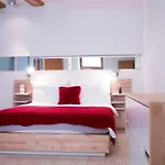 Columbo Apartment