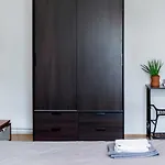 Pollock Apartment In Old Town