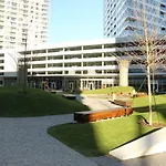 Panorama City Apartment With Free Parking