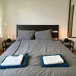 Blu Apartment In Old Town