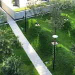 New Modern Urban Apartment