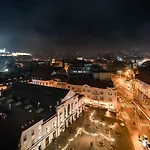 Top Floor Manderla