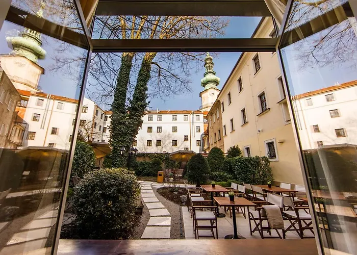 Beigli Hotel & Garden