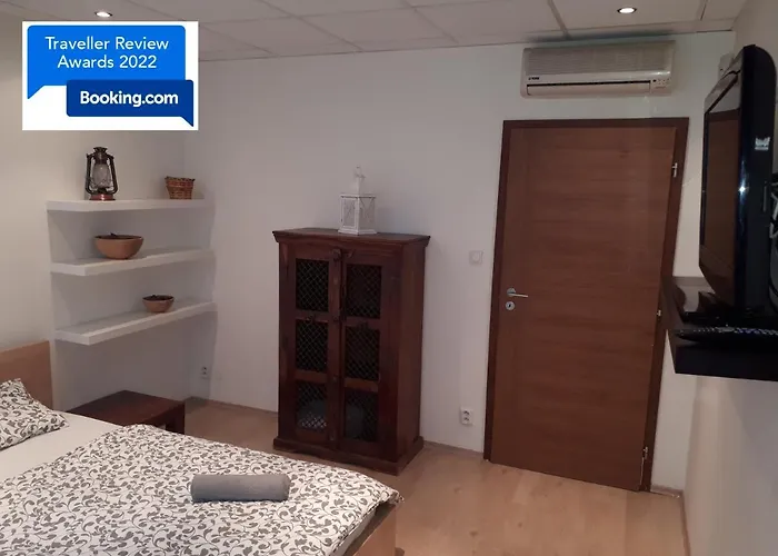 Utulny Apartman V Bratislava 6