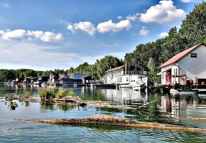 Hausboat Vlnka
