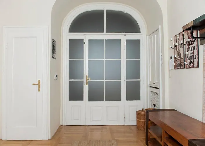 Velky Apartman