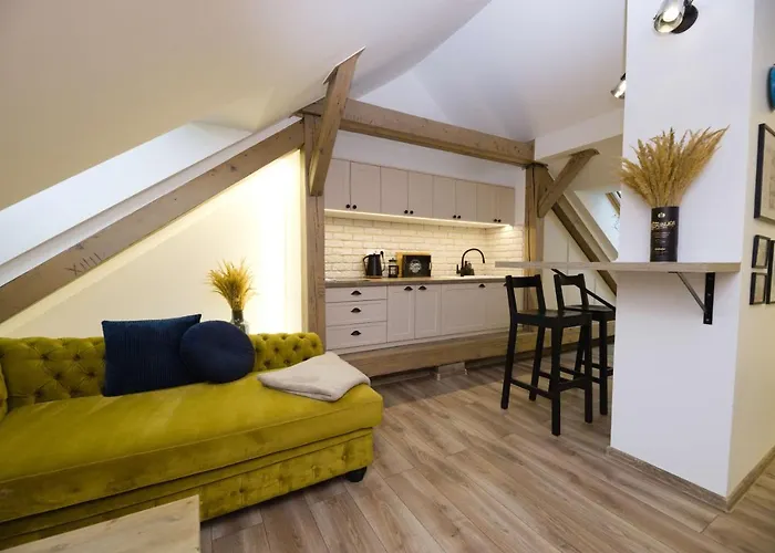 Loft Apartment - Folk District