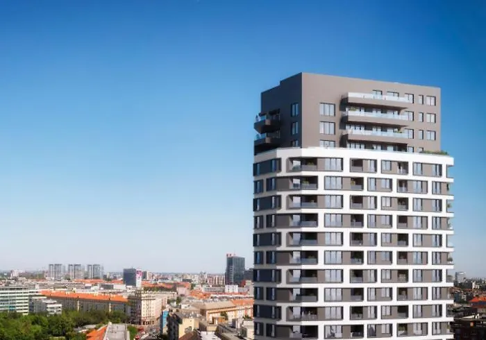 2 Room Apartment, With A View Of The Castle