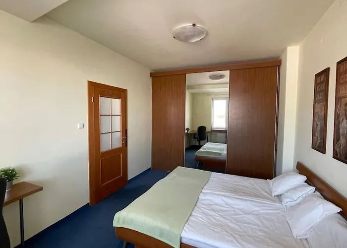 Apartman Obchodna