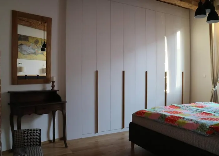 Beautiful Apartment In Old Town Bratislava