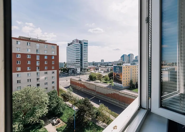 Cozy Apartment In Ruzinov