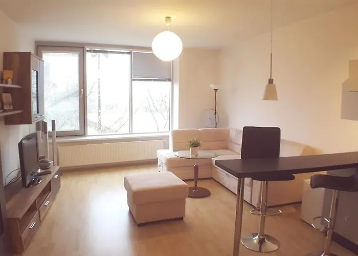 Comfy Apartment In 3 Towers Residence