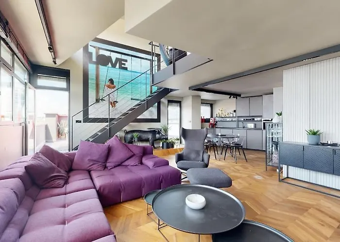 Stylovy Loft S Ohromnou Terasou