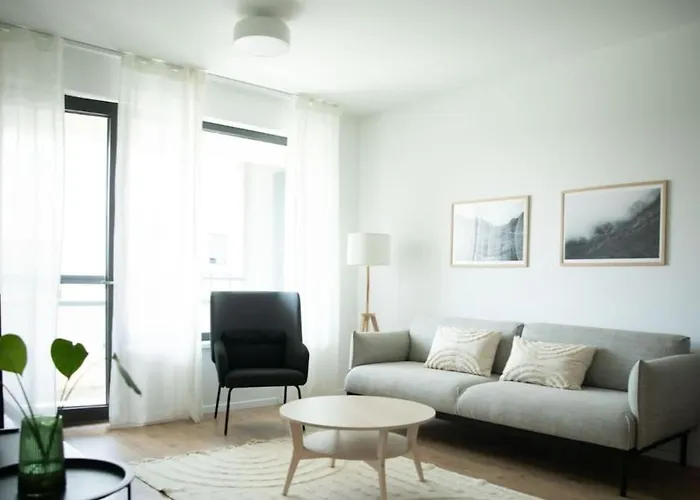 Stylish Urban Residence With Parking Spot