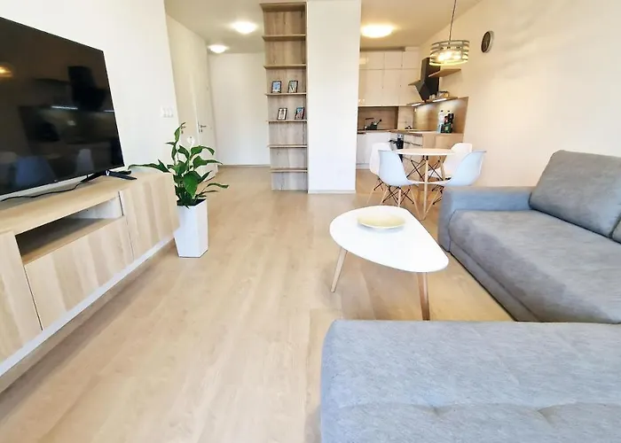 Luxo 2 Room Apartments By Bratislavatrip