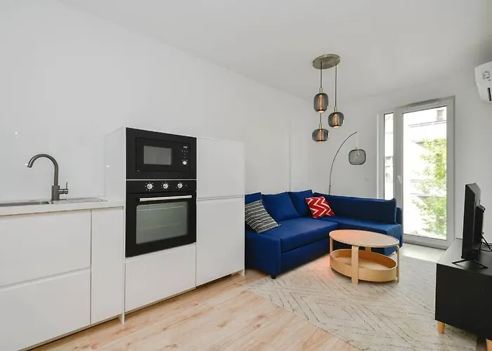 New Modern Apartment In City Center