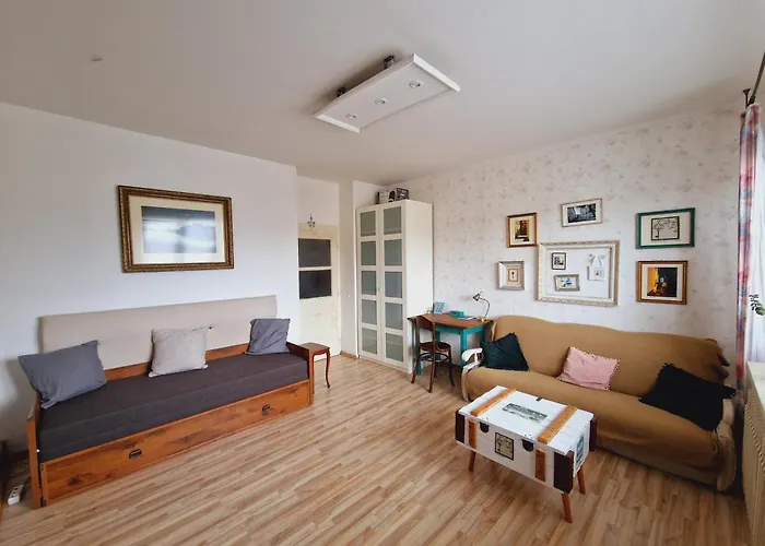 Touch Of History Apartment
