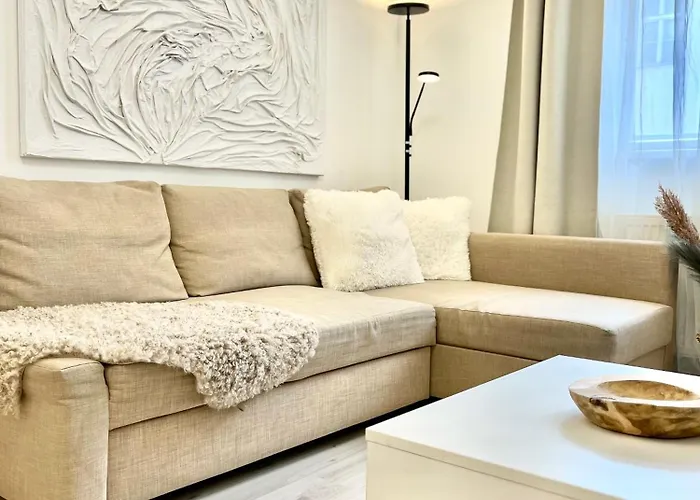 James Bond Apartment Old Town