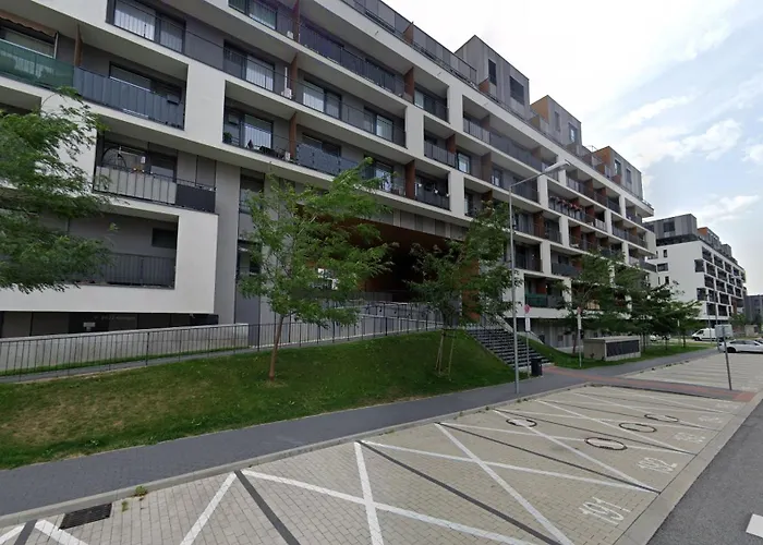 Air Conditioned 1 Room Apartment, Slnecnice