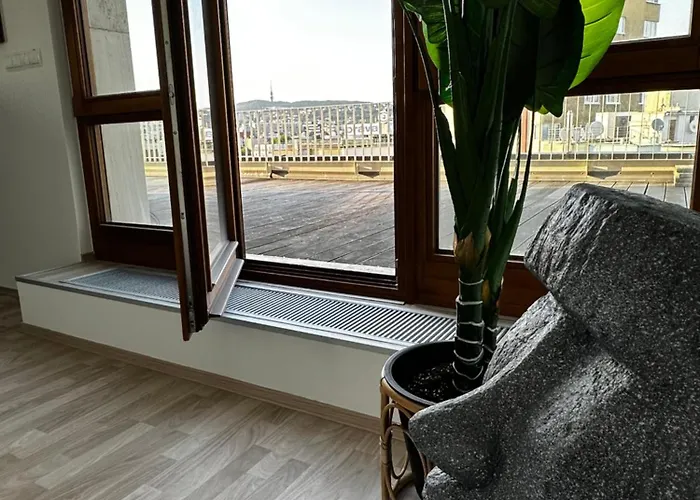 Luxury Penthouse At The Historical Centre With Free Parking
