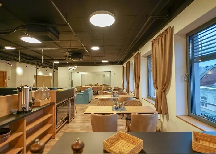 Chors Like A Hotel - 1St World Nft Block & Art Capsule Hostel Metachors