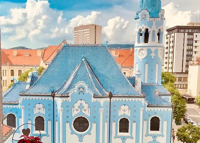 Blue Church Views - Central, Quiet, Bright - 4Th Floor Corner Apartment 125M2
